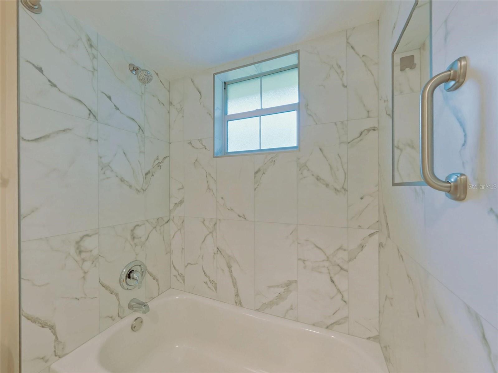 2490 S GLEN EAGLES DR — photo 38