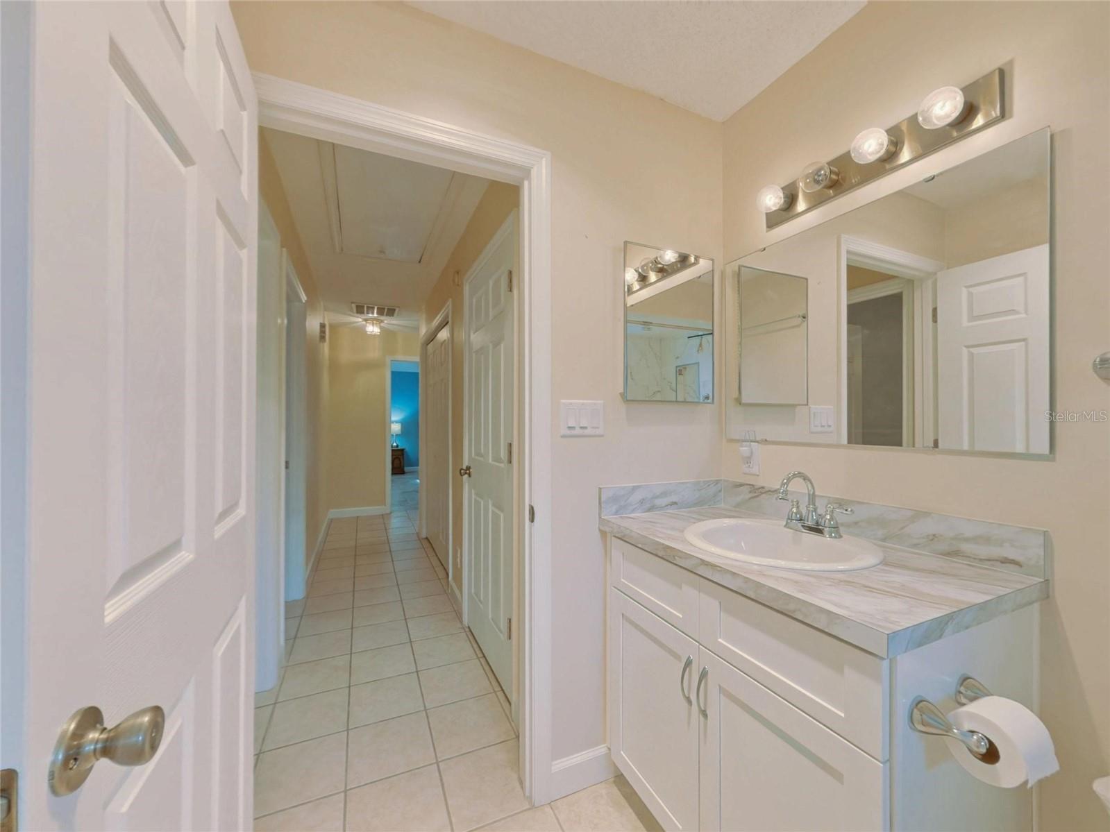 2490 S GLEN EAGLES DR — photo 39
