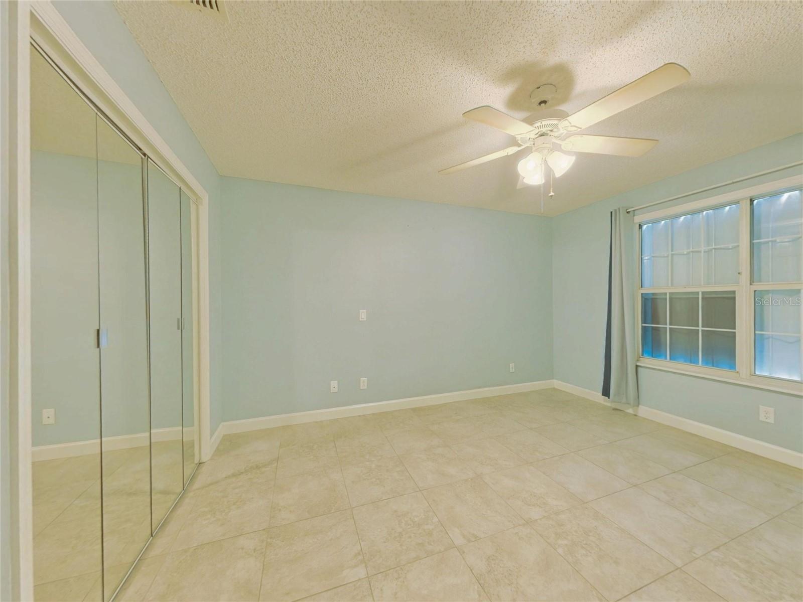 2490 S GLEN EAGLES DR — photo 41