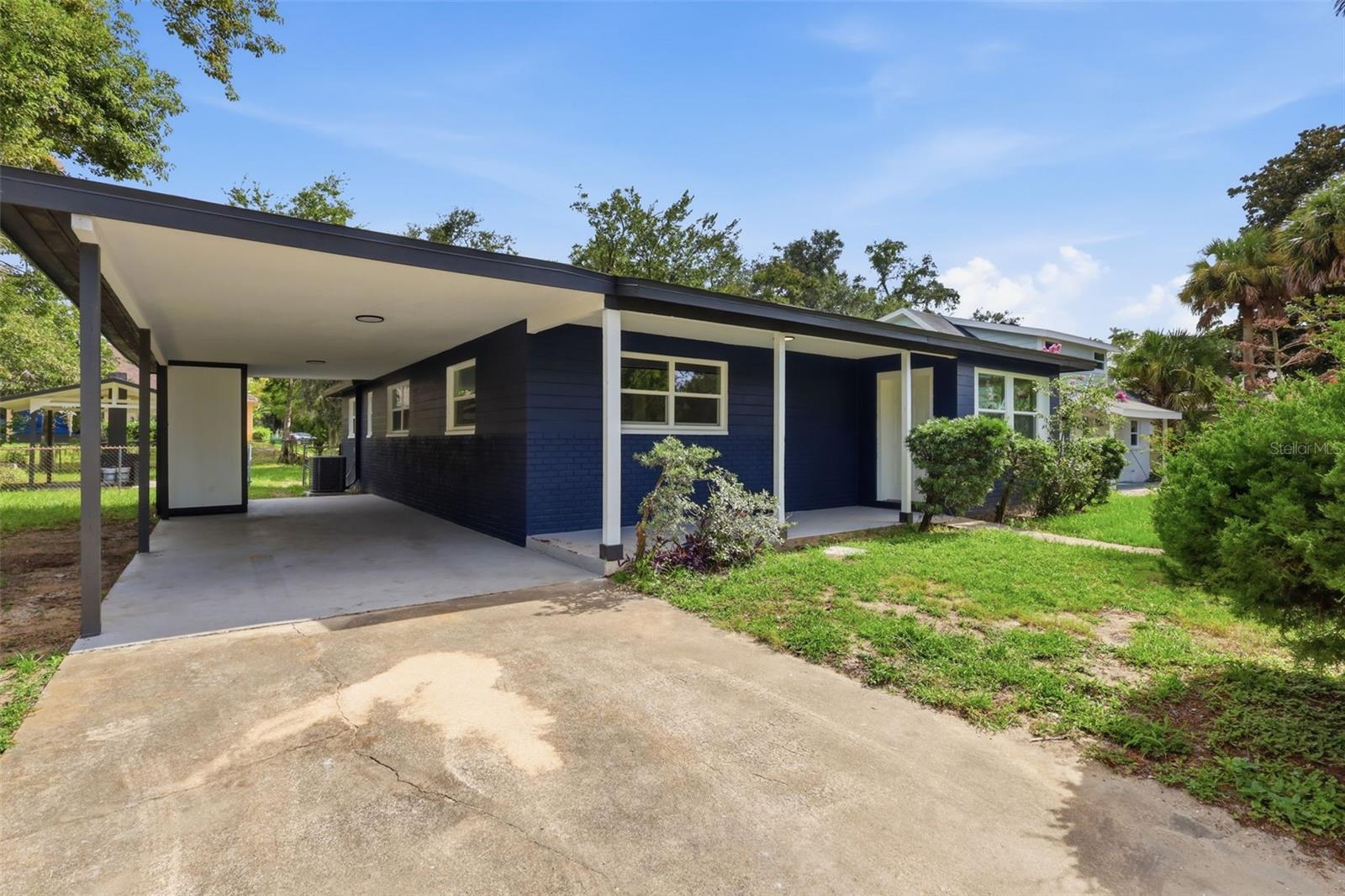 256 LAWS LN photo