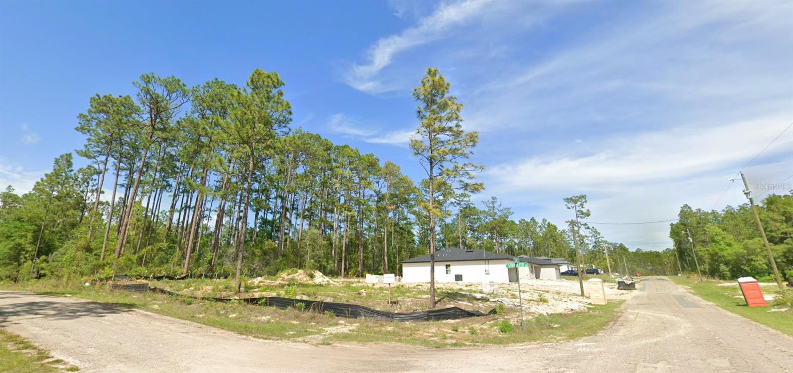 1127 W CARY DR photo