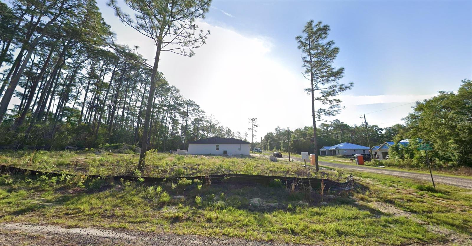 1127 W CARY DR — photo 3