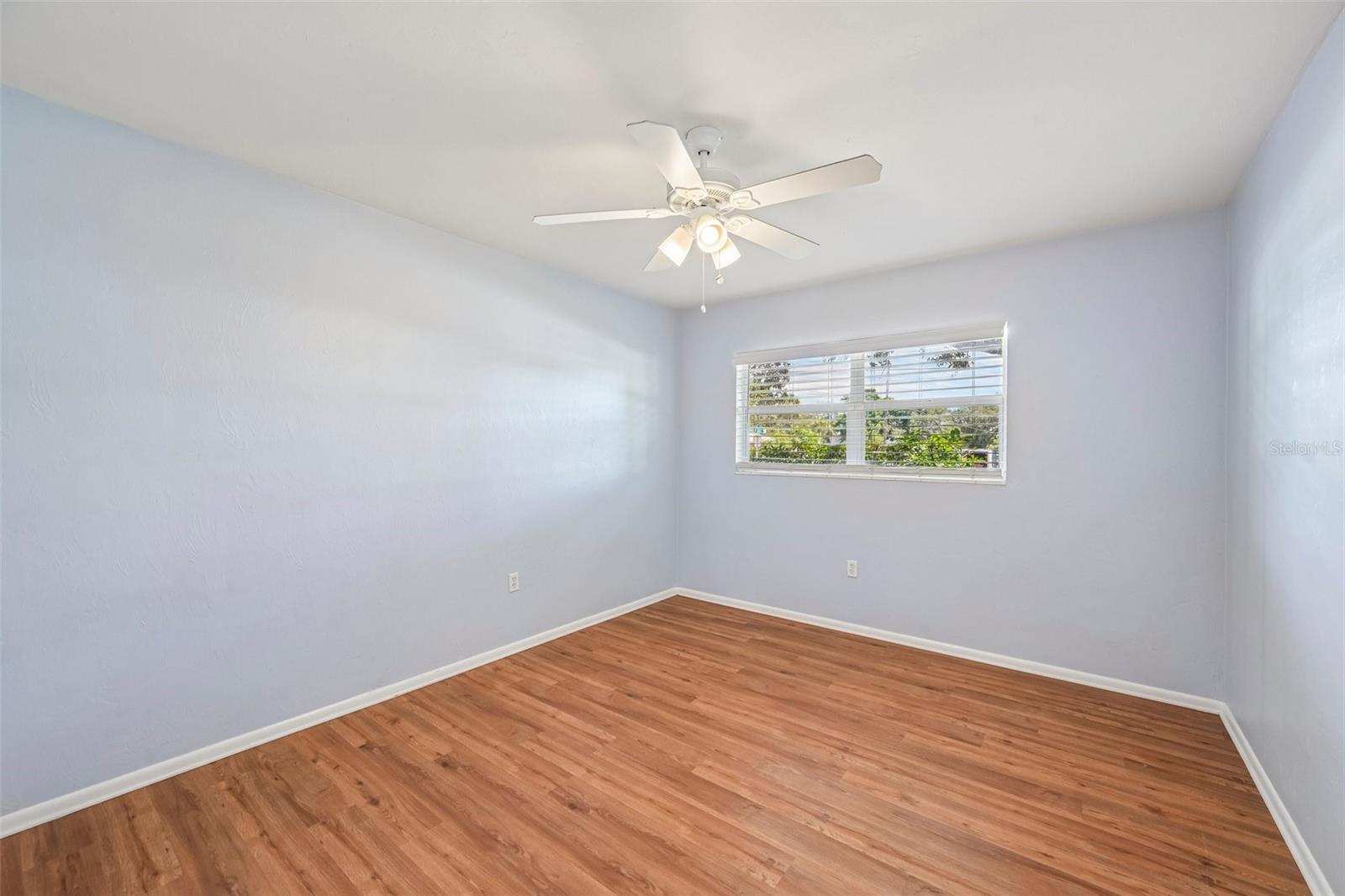 2400 S BRINK AVE — photo 19