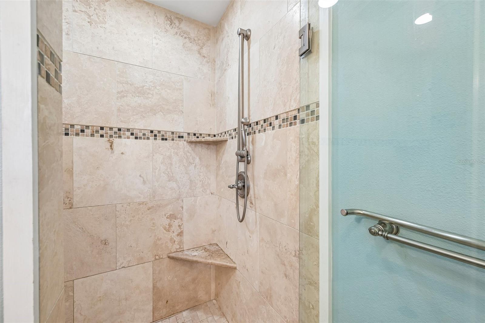 2400 S BRINK AVE — photo 28