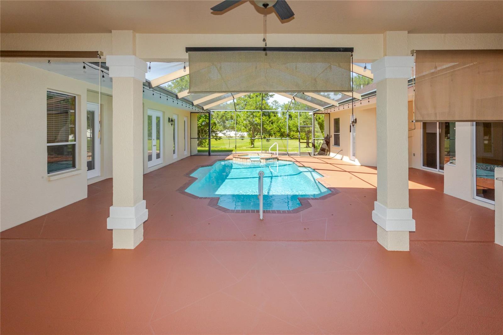 3427 MISTY VIEW DR — photo 2