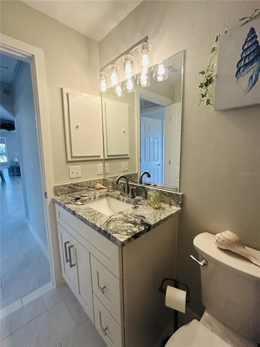 9709 SE SUNSET HARBOR RD — photo 24