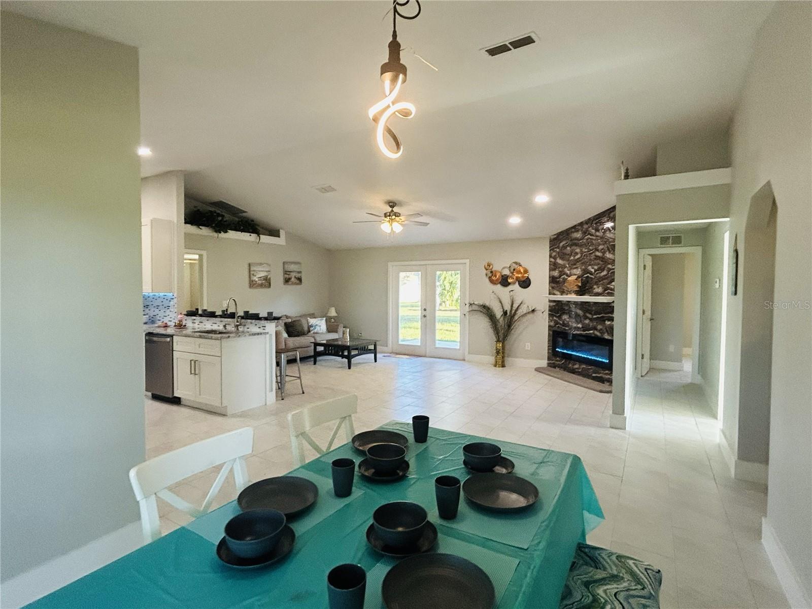 9709 SE SUNSET HARBOR RD — photo 26