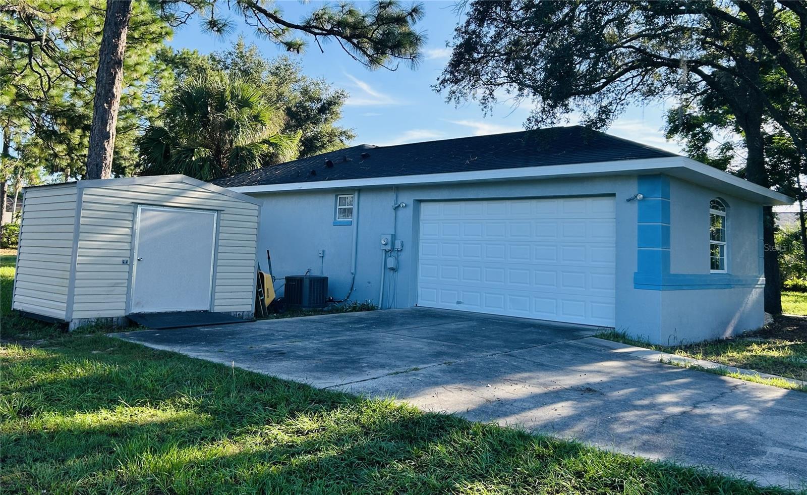 9709 SE SUNSET HARBOR RD — photo 34