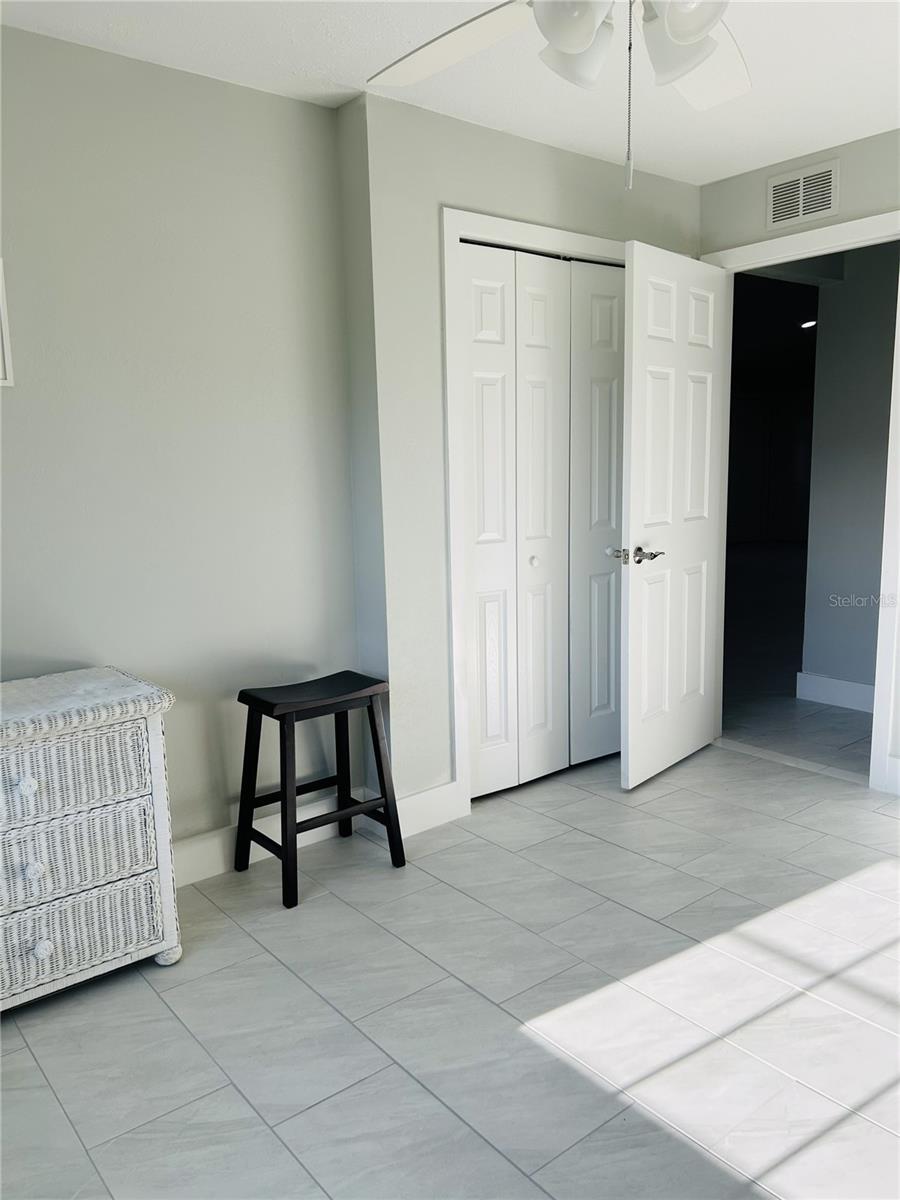 9709 SE SUNSET HARBOR RD — photo 48