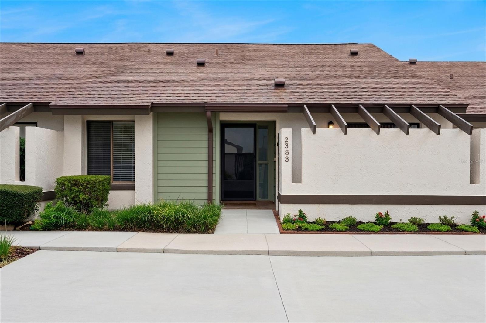 2383 SUN VALLEY CIR #2383 photo