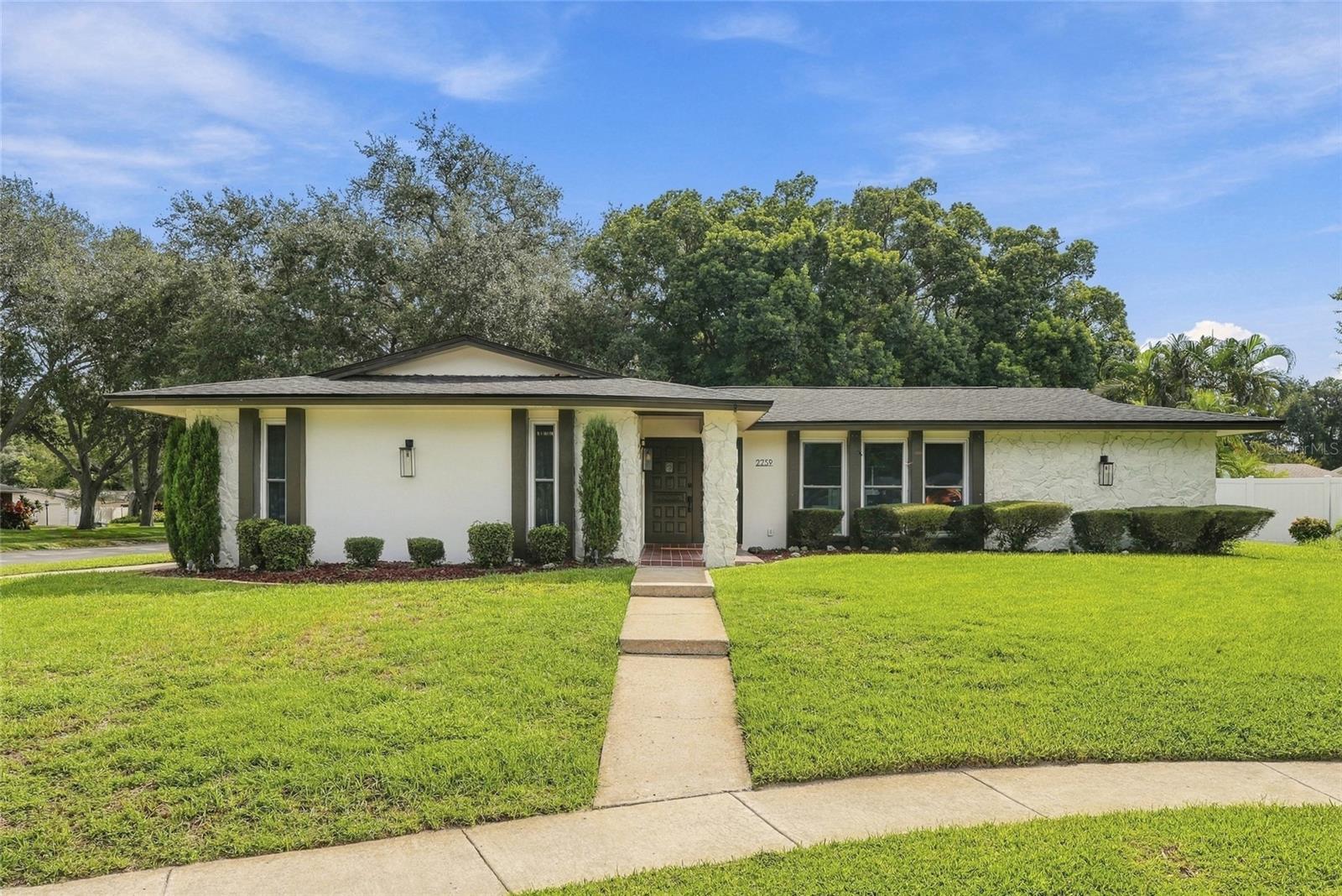 2259 EL DE ORO CIR photo