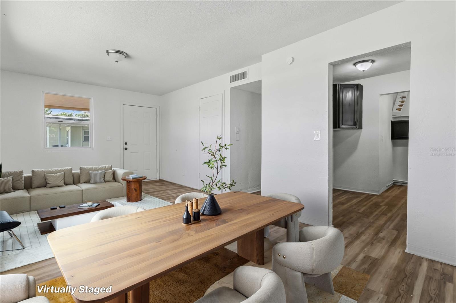 444 S CAROLINE ST — photo 2