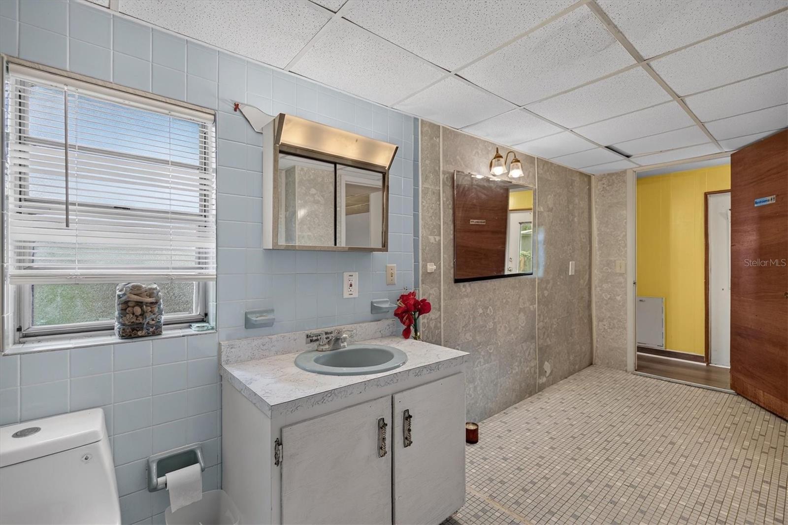 6506 WESTSIDE DR — photo 23