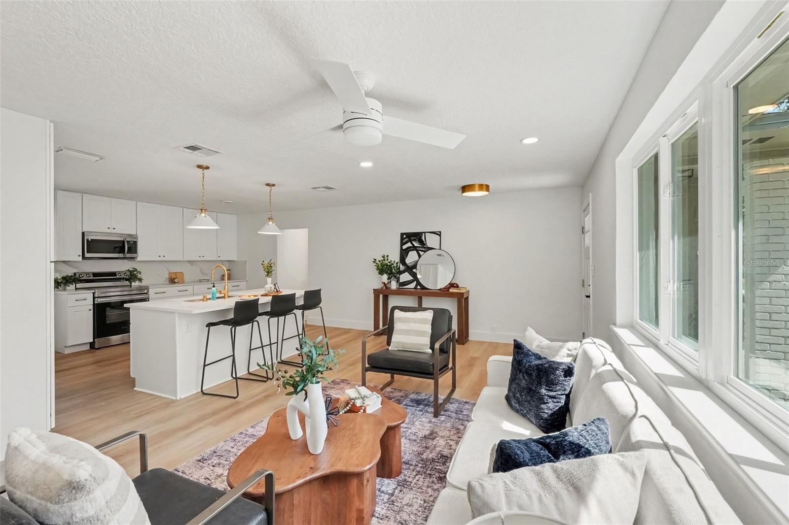 4639 MARTINGALE RD — photo 3