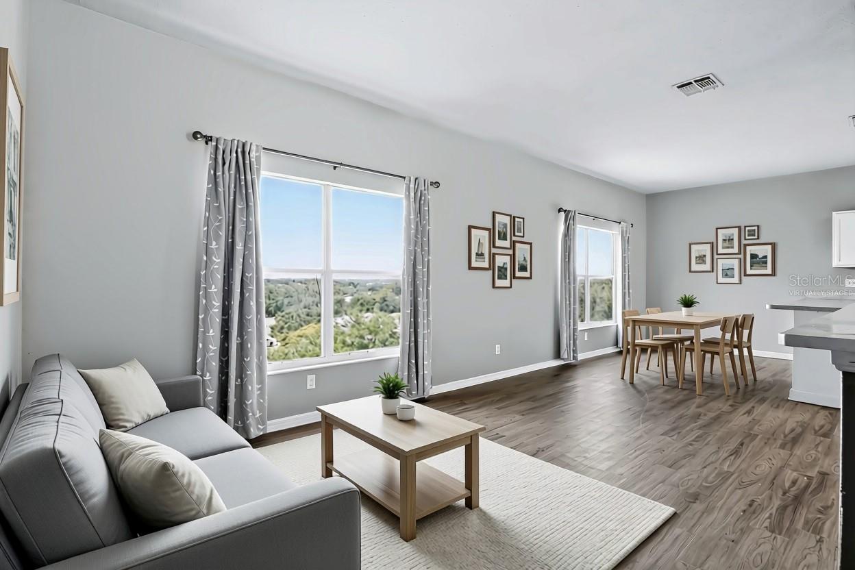 1512 PRESIDIO DR — photo 2