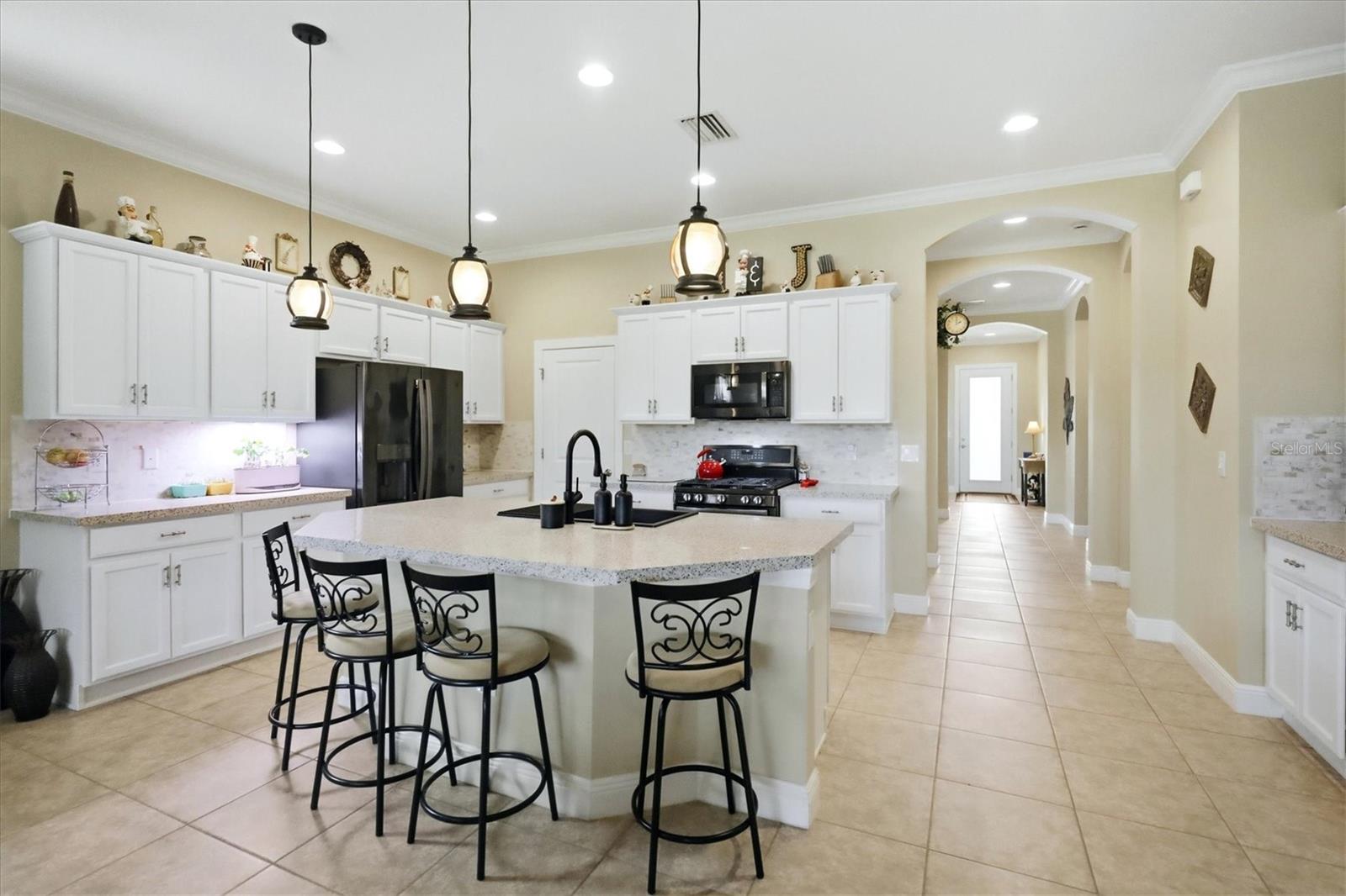 10035 MARBELLA DR — photo 4