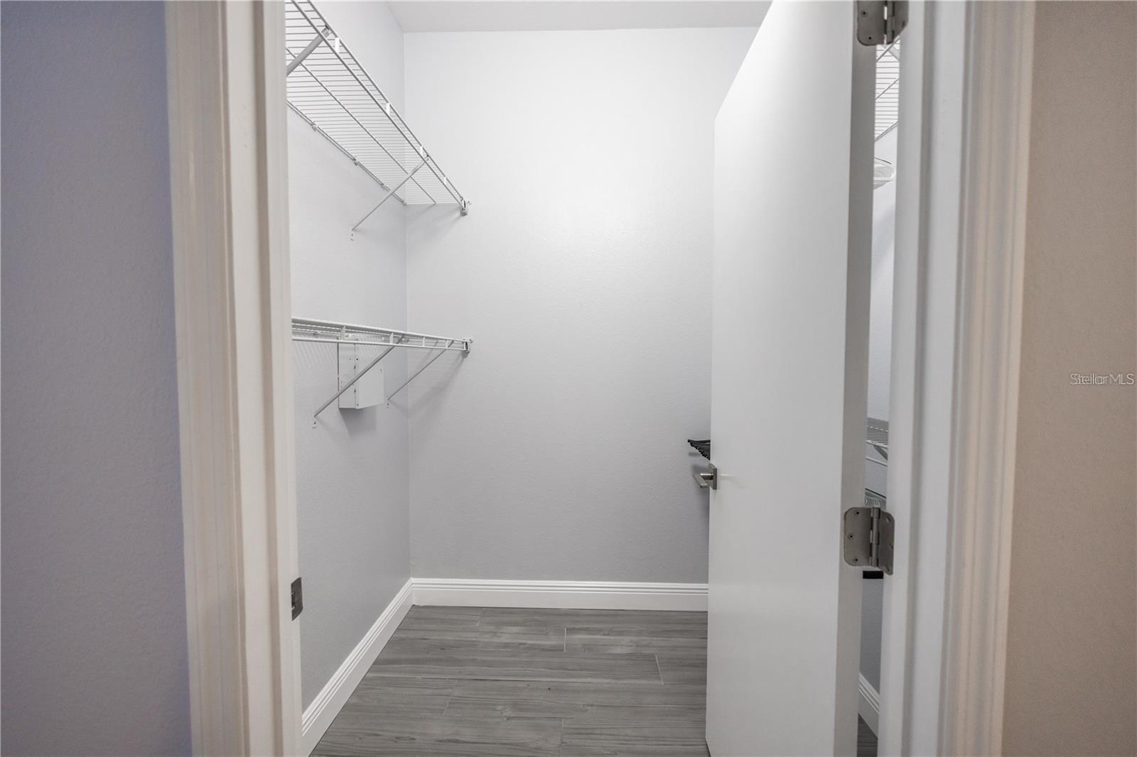 100 4TH AVE S #217 — photo 9
