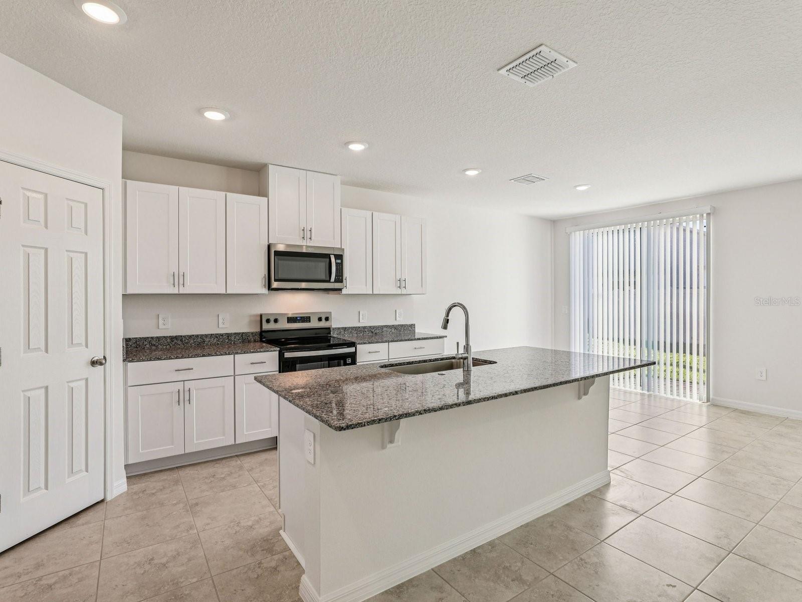 12580 HOMELAND DR — photo 4