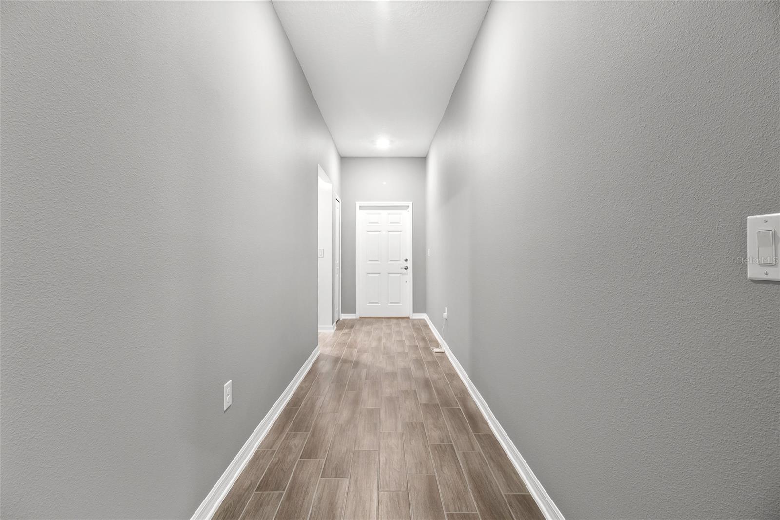 1014 BREGGIA CT — photo 8