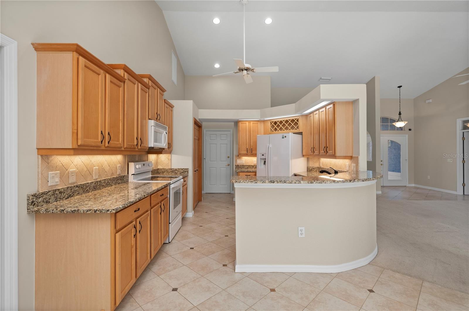 5365 PINE SHADOW LN — photo 9