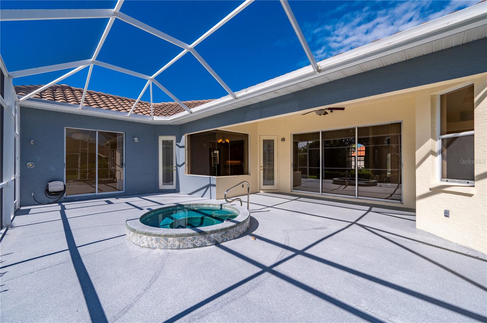5365 PINE SHADOW LN — photo 18