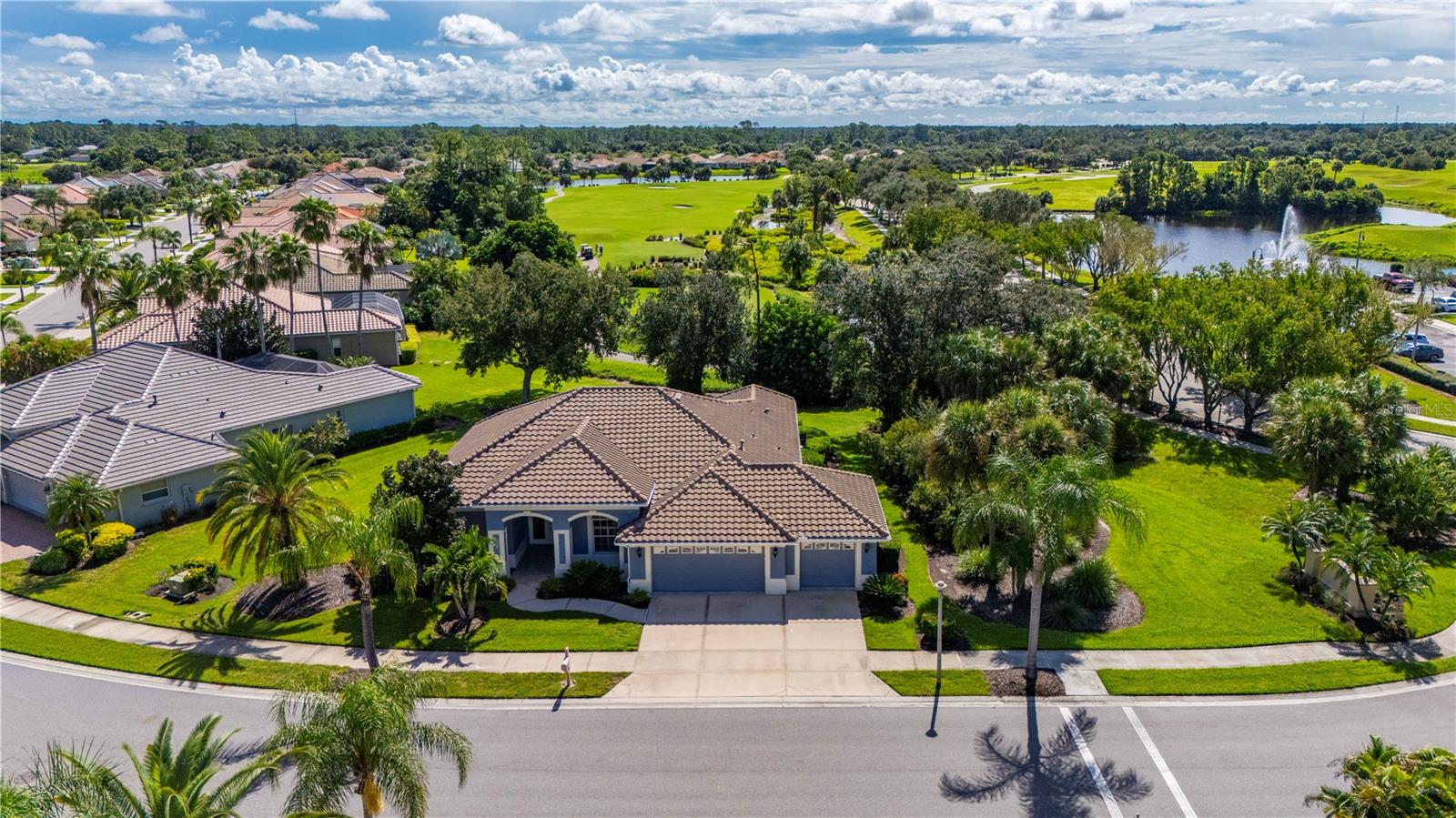 5365 PINE SHADOW LN — photo 35