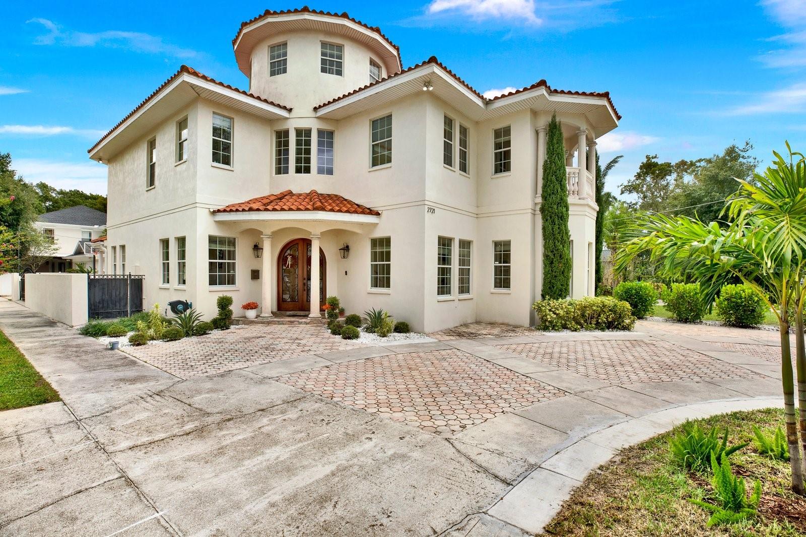 2721 N ROYAL CT photo