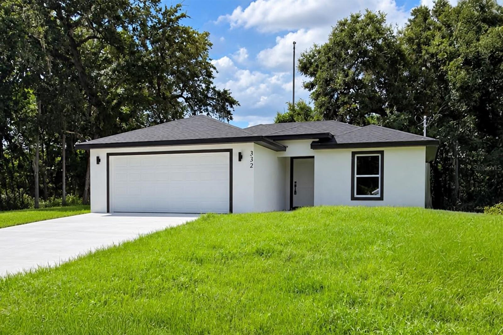 332 LAKE CRESCENT DR photo