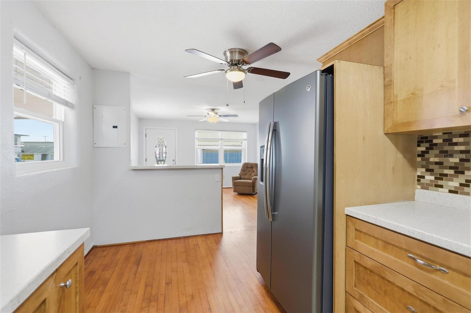 109 WESTERN AVE — photo 12