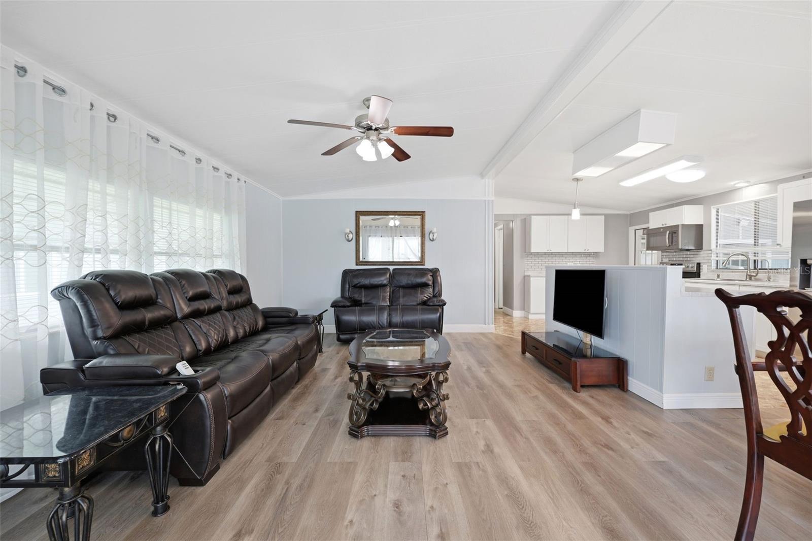 4903 BLANCO DR — photo 4