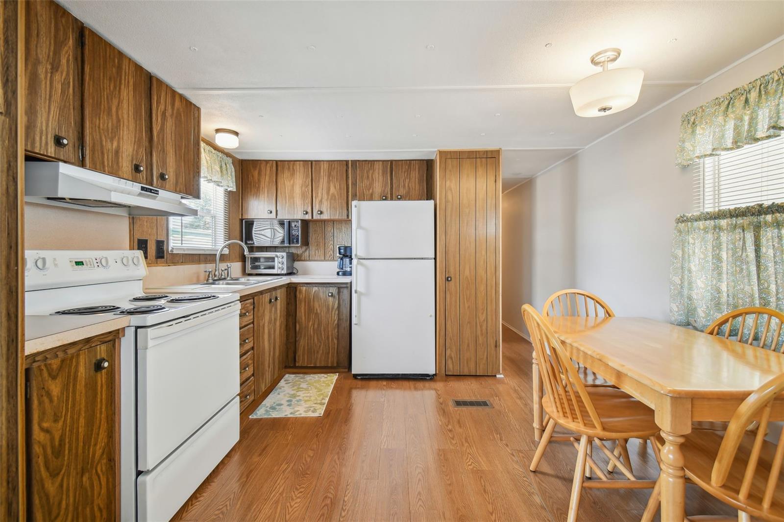 12200 BONANZA DR — photo 6