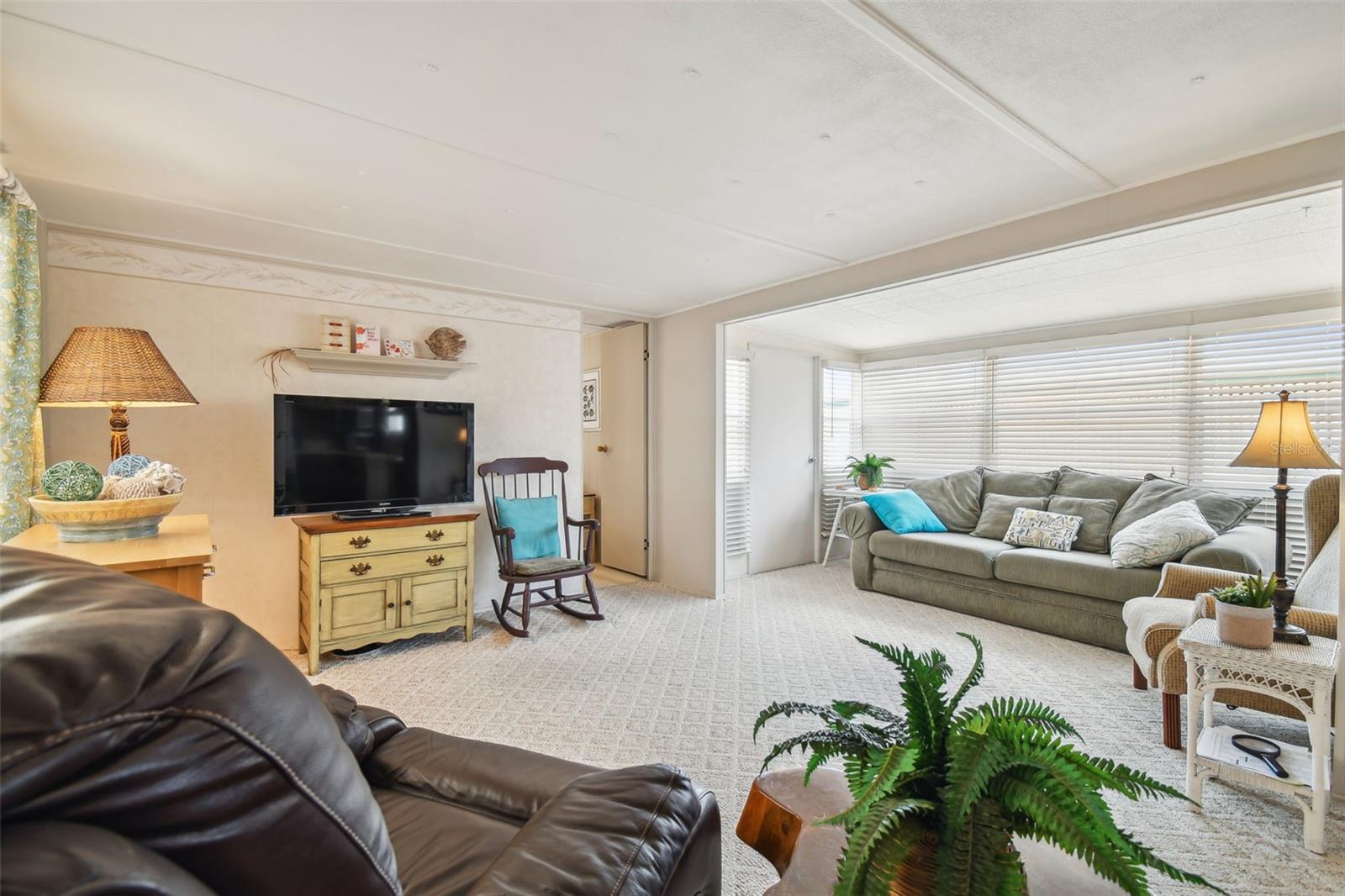 12200 BONANZA DR — photo 9