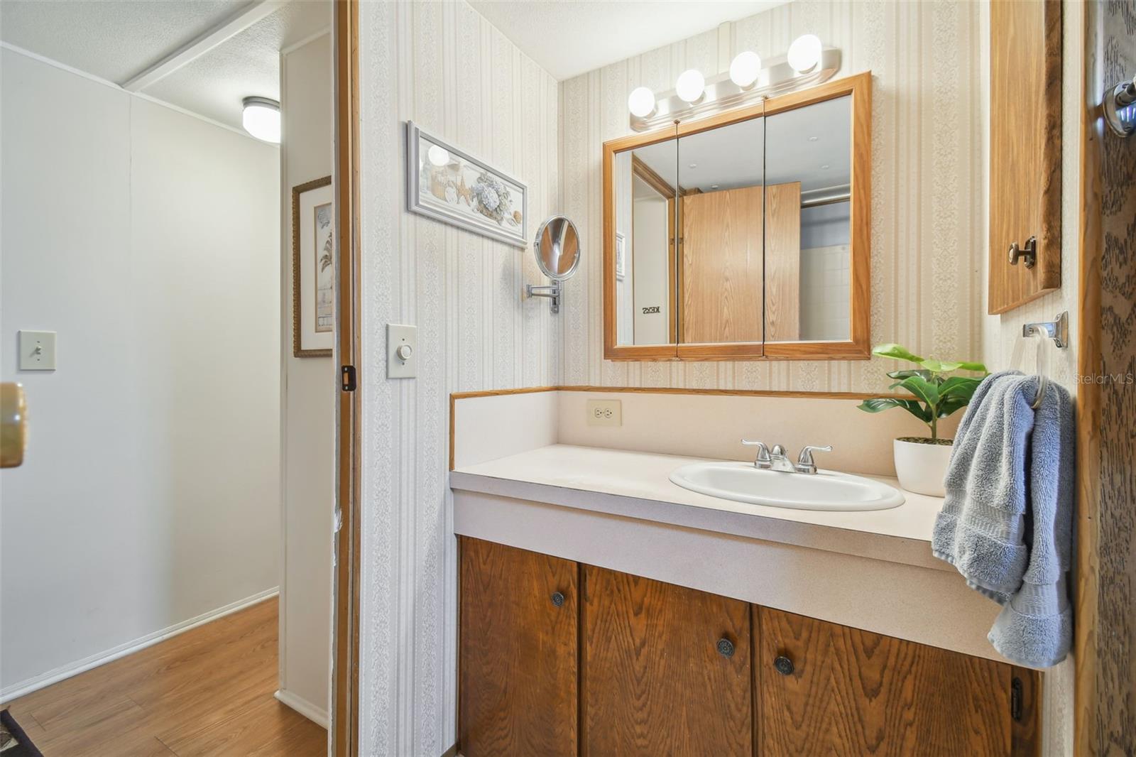 12200 BONANZA DR — photo 17