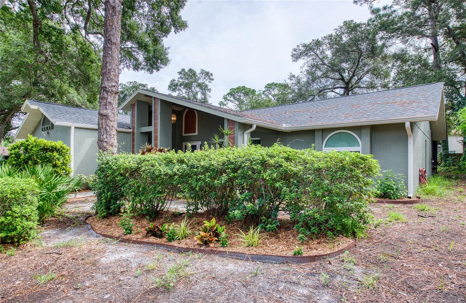 2143 SALISBURY CT — photo 4