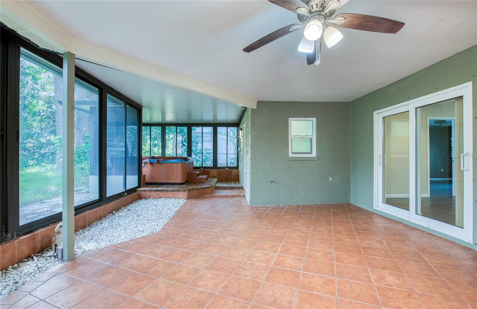 2143 SALISBURY CT — photo 33