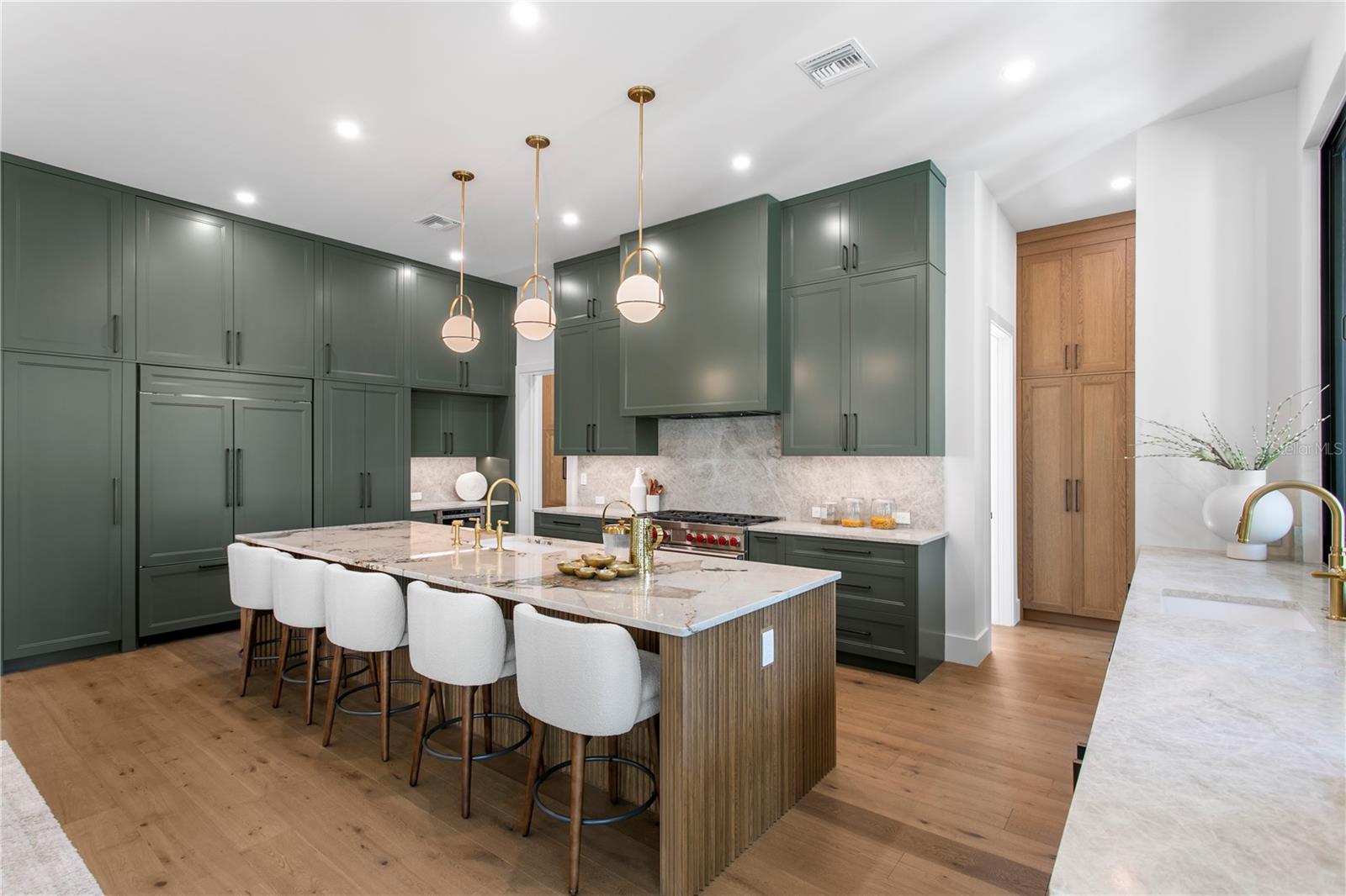 403 S BARBARA LN — photo 20