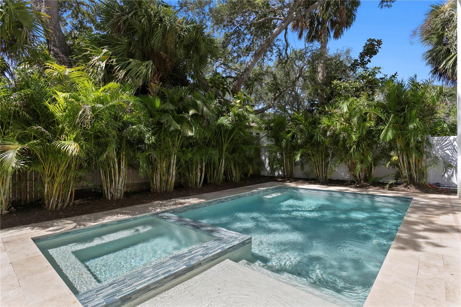 403 S BARBARA LN — photo 78