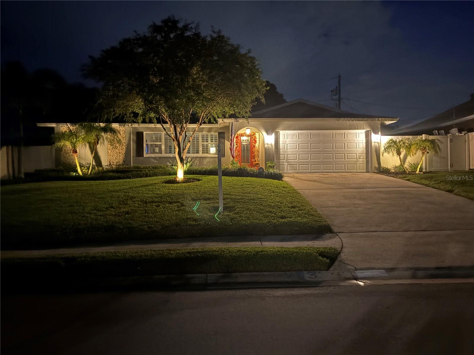 14271 IROQUOIS AVE — photo 2