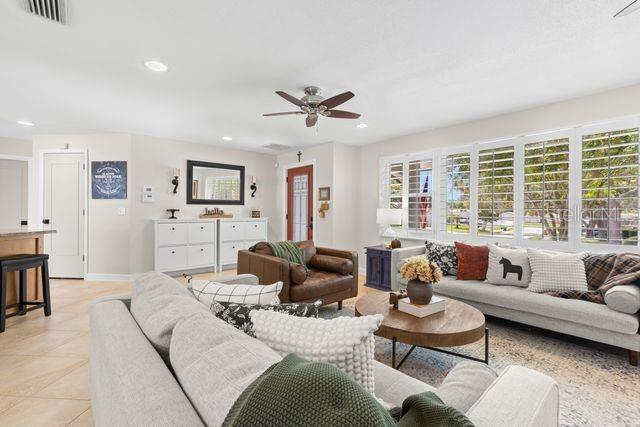 14271 IROQUOIS AVE — photo 8