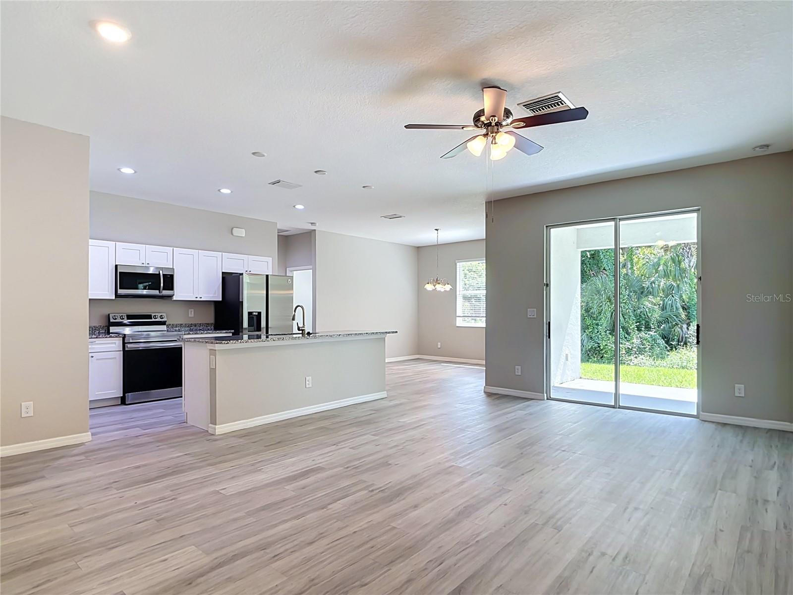 3073 TULSA AVE — photo 11