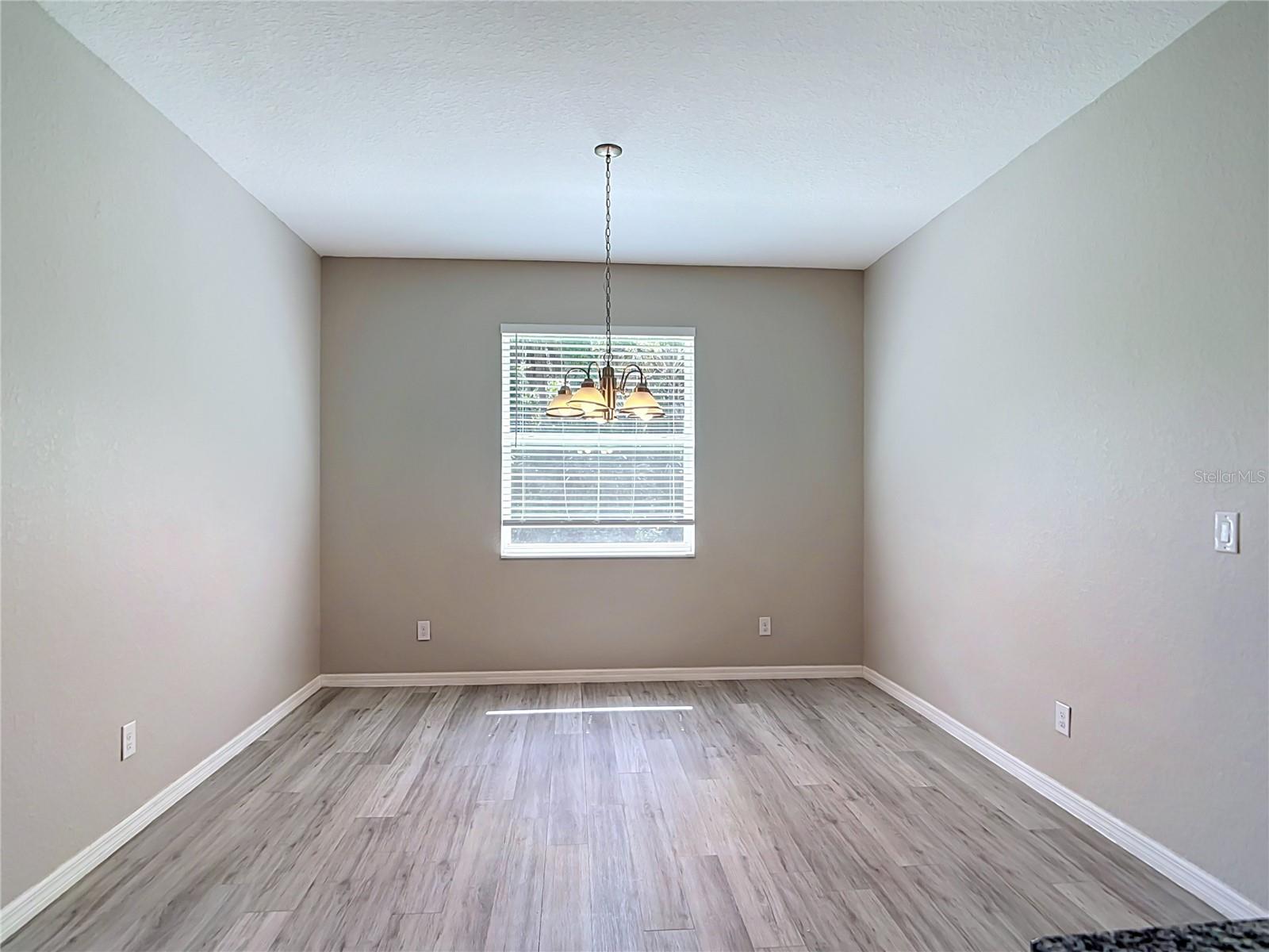 3073 TULSA AVE — photo 16