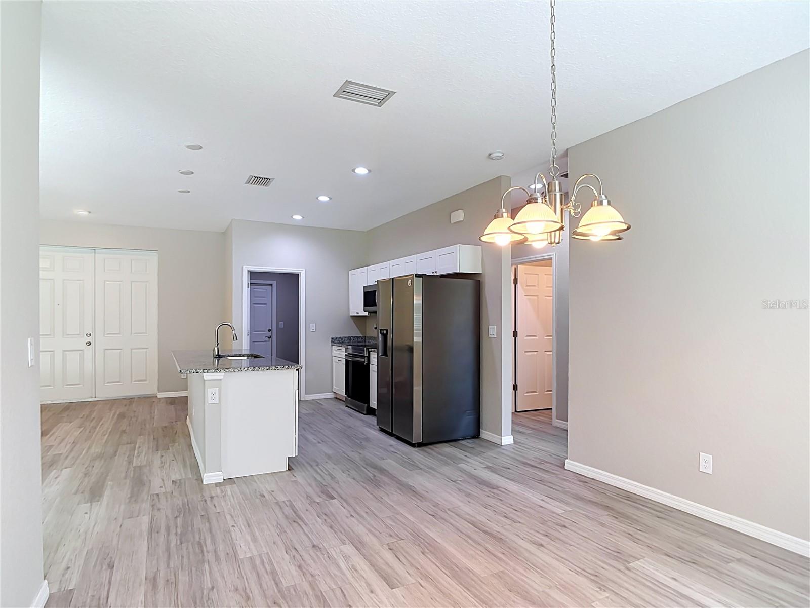 3073 TULSA AVE — photo 17