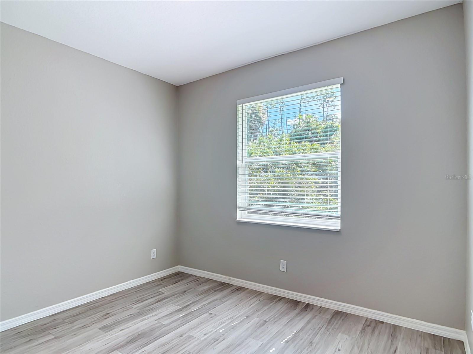 3073 TULSA AVE — photo 19