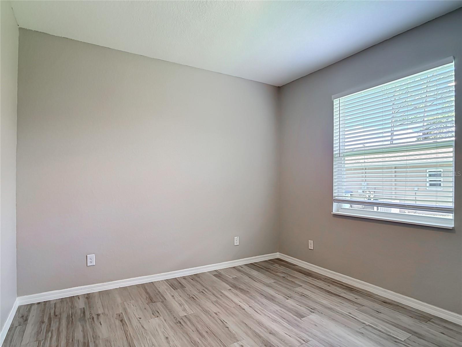 3073 TULSA AVE — photo 21