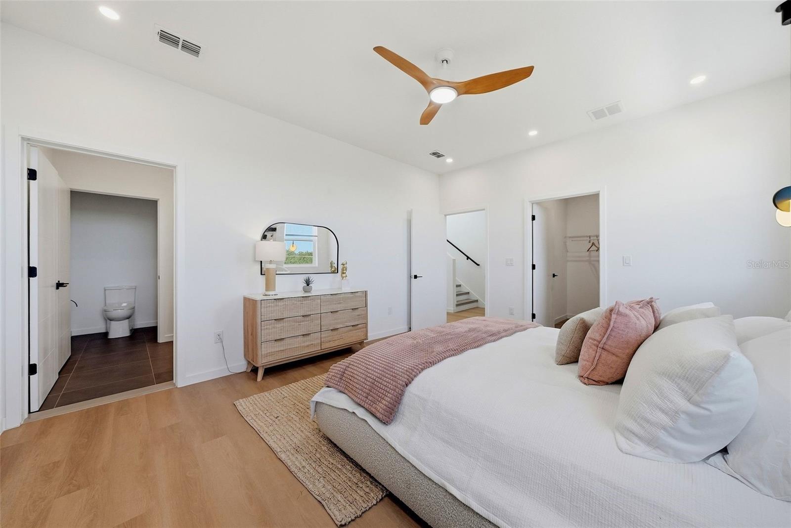 2104 4TH ST S #3 — photo 31