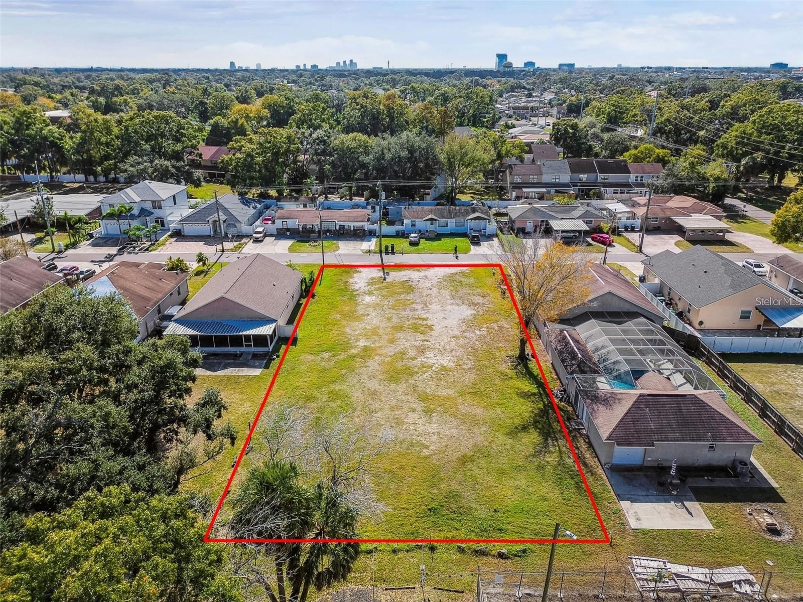 3337 W WOODLAWN AVE — photo 8