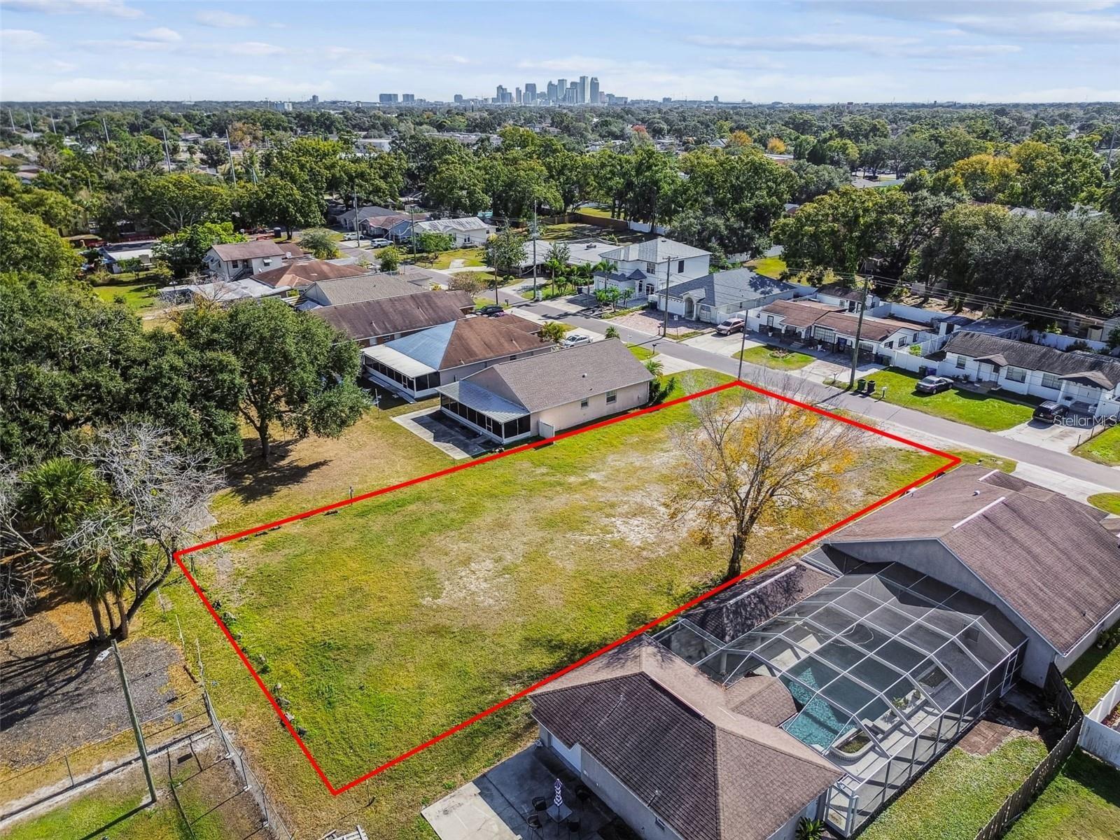 3337 W WOODLAWN AVE — photo 9