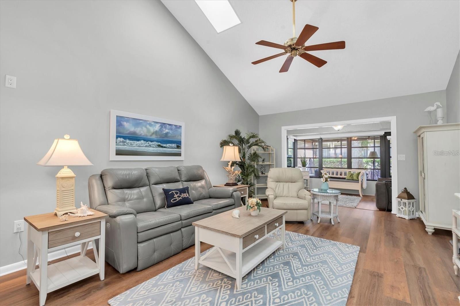 9312 GOLF VIEW DR #3 — photo 4