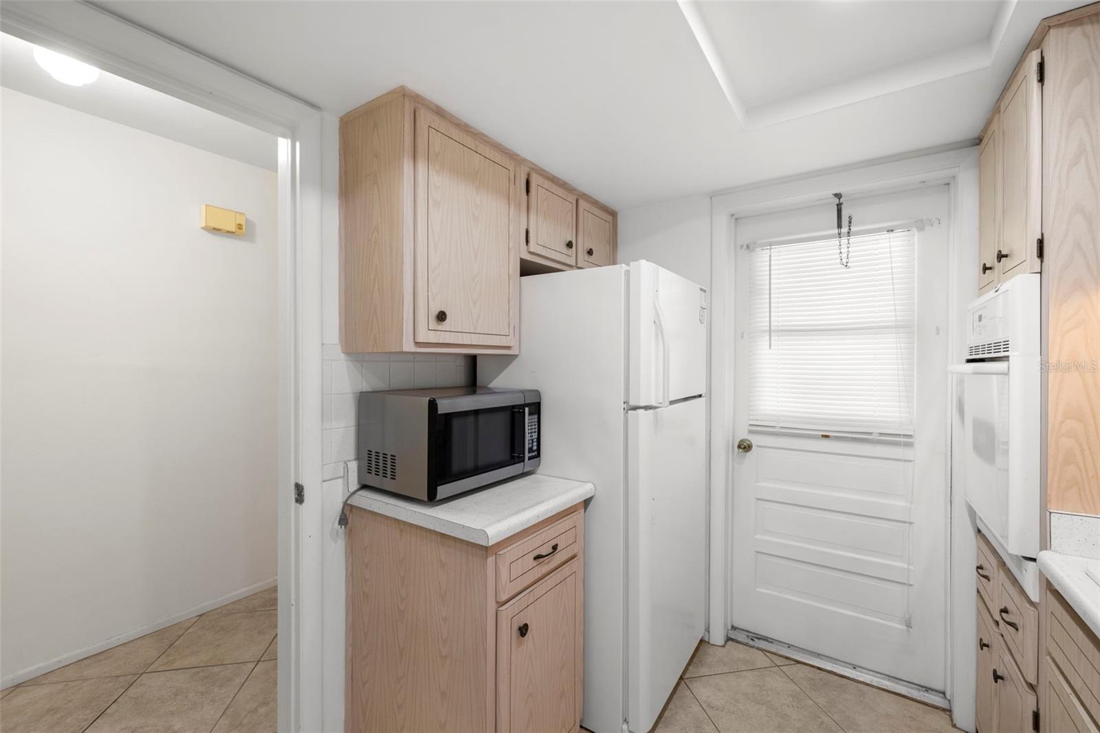 400 GLENNES LN #206 — photo 12