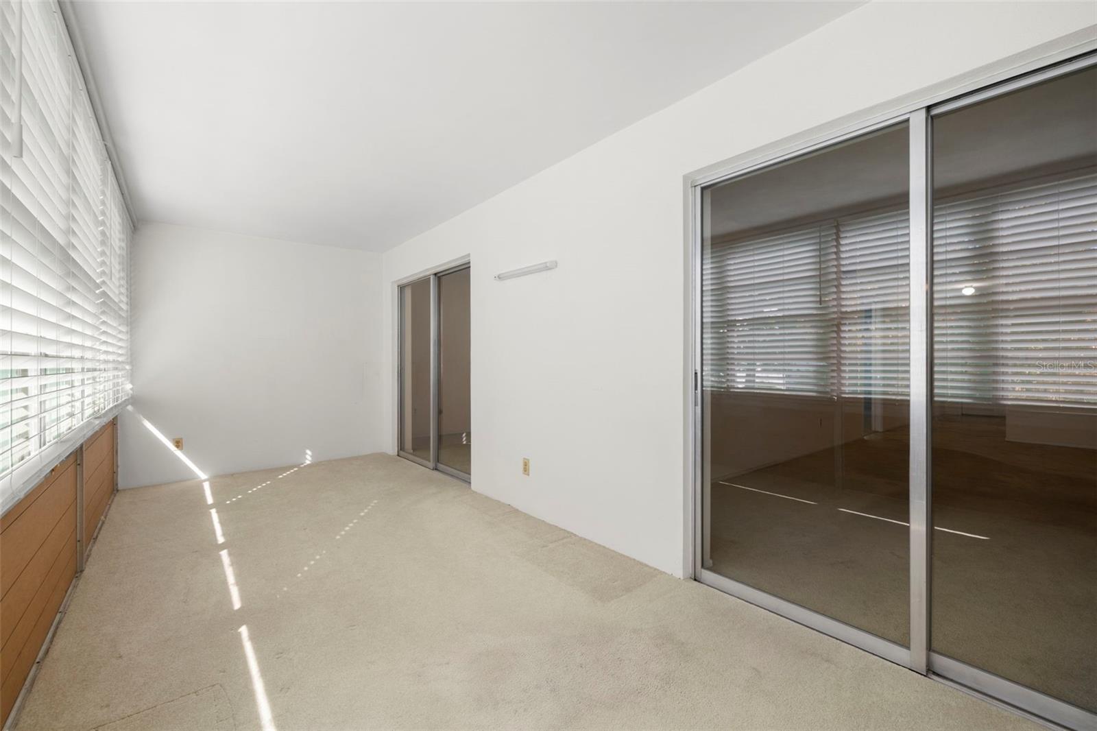 400 GLENNES LN #206 — photo 20